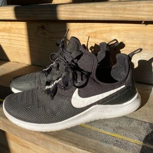 Women’s Nike Free Shoes Size 8 Black & White